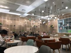 大堂-奈雪的茶(市百一店)