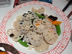 -谭厨中山传家菜.乳鸽.脆鲩鱼(华强北中航城店)