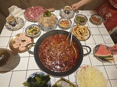 -旧街市鲜货老火锅(大光路店)