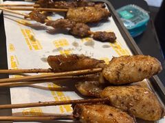 -威记烧嘢·南宁烧烤·超级生牛(绿地店)