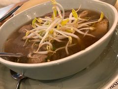 荟欣越南火车头汤粉-CHINCHIN 青青·泰国料理(万象食家店)