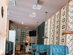 大堂-青年公社烤鸭(青年路店)