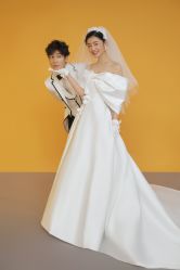 -上花轿婚纱摄影