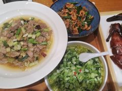 -老滇山寨•云南特色菜•地方菜•民族风情歌舞表演(金碧店)