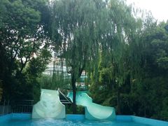 -热带风暴水上乐园(新镇路)