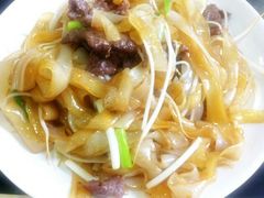 干炒牛河-芬芳甜品(同福路店)