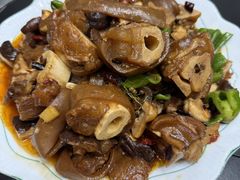 -丹水桥地锅鱼·翘嘴鲌·地方特色全鱼宴(丹江口大坝店)