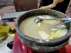 -墨脱石锅椰子鸡•香草鸭•东山羊(大东海店)