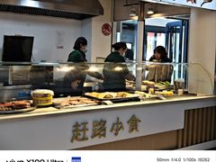 -窦店服务区-停车场