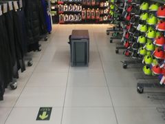 -迪卡侬(高新万达店)