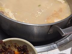-三人行骨头王火锅(长寿店)