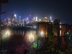 -冰冰龙虾·江湖菜·花园江景餐厅
