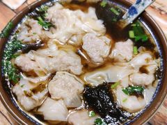 招牌野馄炖-老谢野馄饨(延安路店)