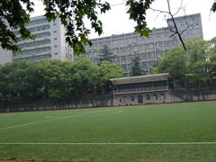 操场-湖北中医药大学(昙华林校区)