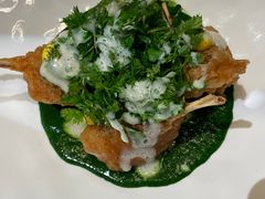 香煎牛蛙腿佐特制欧芹酱-Le Bistrot de Racine