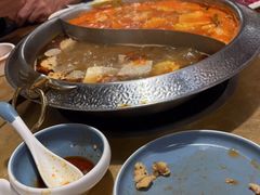 -左庭右院鲜牛肉火锅(金山万达店)