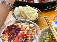 -黄潇洒老火锅(九眼桥宏济巷店)