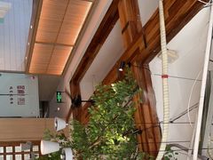 -蜜桃餐厅·伴山(湖滨商业街店)