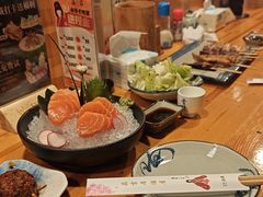 -晶吉·居酒屋·烧鸟·海胆(民主广场店)