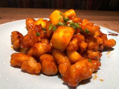 菠萝咕噜肉-蜜桃餐厅·江浙融合菜(荟聚购物中心店)