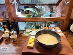 -银米·云南传统过桥米线(双廊黑金冠店)