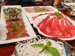 -东西风牛排馆周末烧烤自助(首都机场希尔顿店)