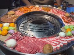 -哈哈碳都·牛肋条无限自助烤肉(宝龙店)