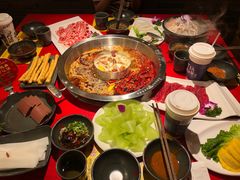 -谭鸭血老火锅(万象九宜城店)