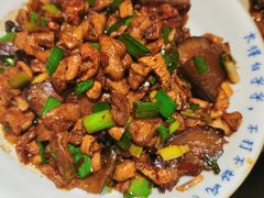 土萝卜干炒土腊肉-吃饭皇帝大(合生汇店)