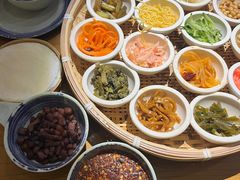 -包整·丝娃娃(一览甲秀楼风景店)