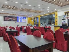 大堂-撒拉人家.酸菜牦牛肉火锅