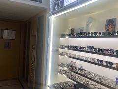 -视野联行眼镜·蔡司·尼康战略合作店(城西银泰店)