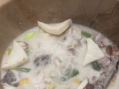 -滇香肴·云南菜蒸汽石锅鱼(云南北路店)