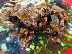 -小龙大肉面馆