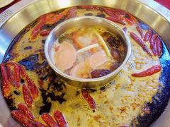 -山城年华老火锅(玉林店)