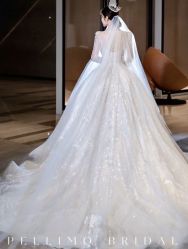 -派丽莫Pellimo原创设计婚纱品牌