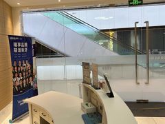 -瑞尔齿科(上海长风大悦城店)