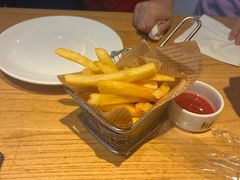 -菲滋意式餐厅(银泰百货金华江南店)