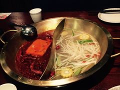 -重庆爽翻天老火锅(临平万达广场店)