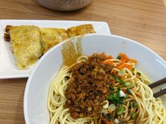 -王拐拐热干面·武汉三鲜豆皮(徐家汇店)