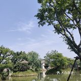 里头其实很大，走的话其实要花很多时间走也不一定能走完