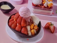 芋见草莓冰沙-鲜芋仙(徐州彭城一号店)