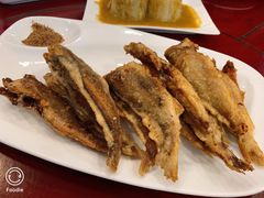 干炸小黄鱼-北京小肠陈饭庄(方庄店)