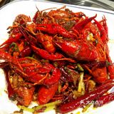 这里的不光羊肉好吃，烧烤也是一绝