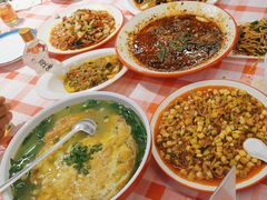 -洪霞餐馆·川菜·鲜货现炒(两江春城店)