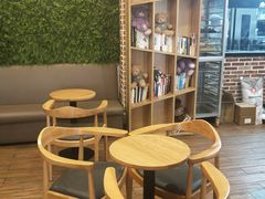 -焙丽拾光(麦凯乐直营店)
