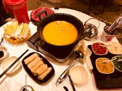 -鲜入围煮花胶鸡海鲜火锅