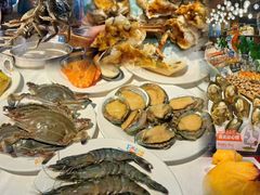 -领鲜活海鲜榴莲自助火锅(东门店)