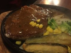 -玛格萝妮比萨屋(四平店)
