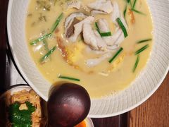 -荣家黄鱼面(前滩太古里店)